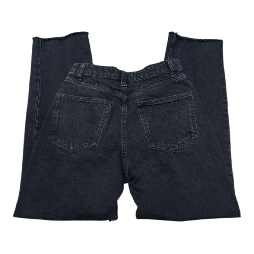 Zara mom high waisted Black Women's Jeans size US 2